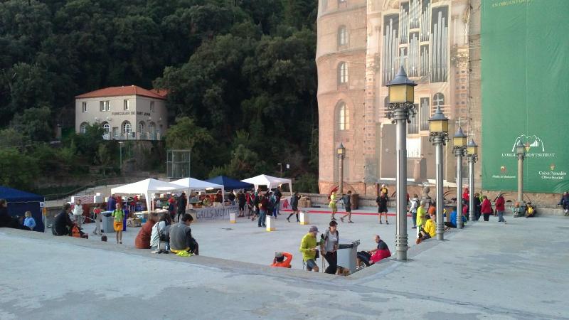 Punt d'arribada de Montserrat a la matinada