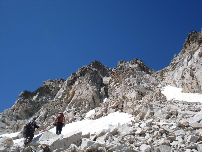 cercant la canal sota el besiberri