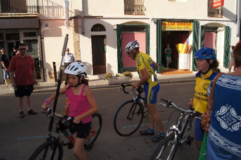 la flama arriba al local del cea