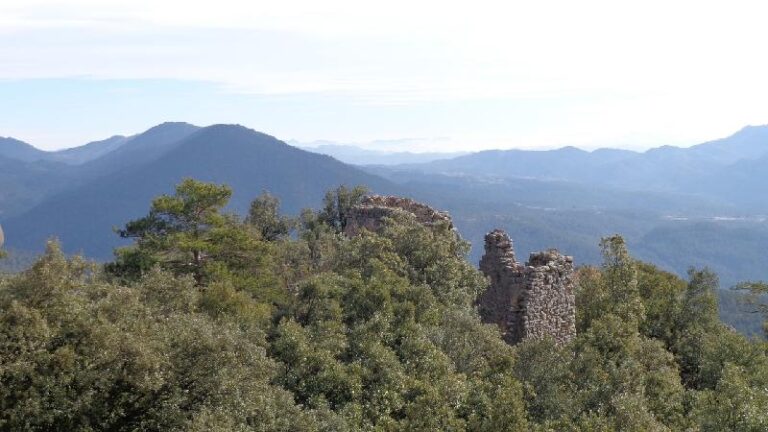 arribada al Castell de Roset