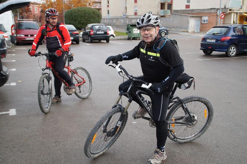 A punt de sortir a la estacio de Olot