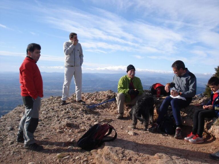 Esmorzant a la Miranda de Santa Magdalena