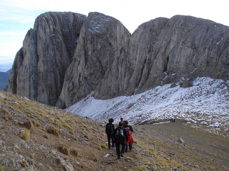L'enforcadura entre els dos pollegons