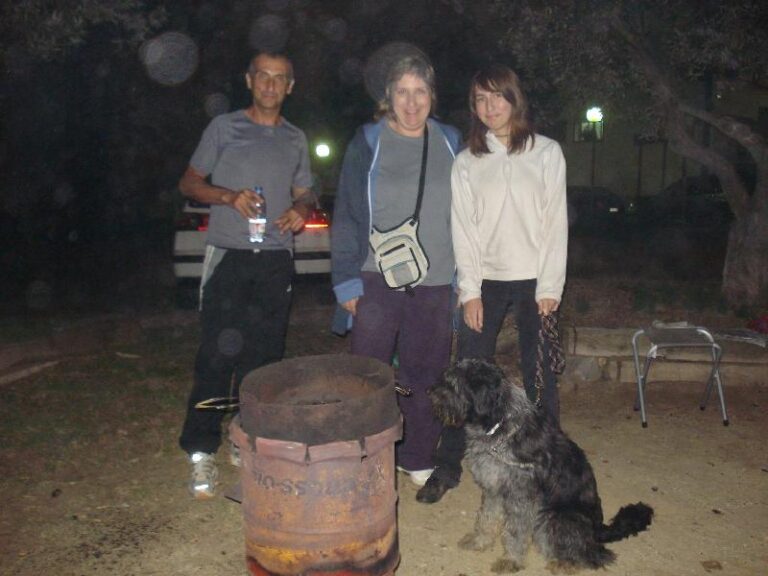 Les castanyeres: Carlos, Ester, Alba i Morla