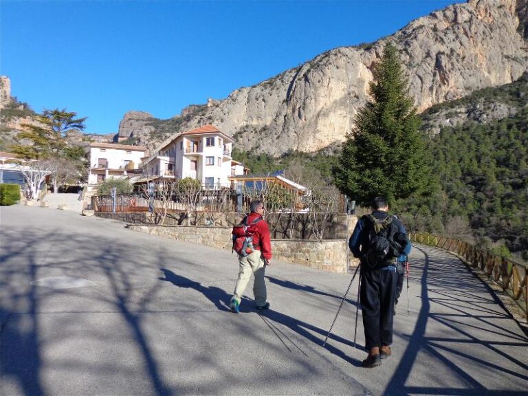 ruta del corb - peramola