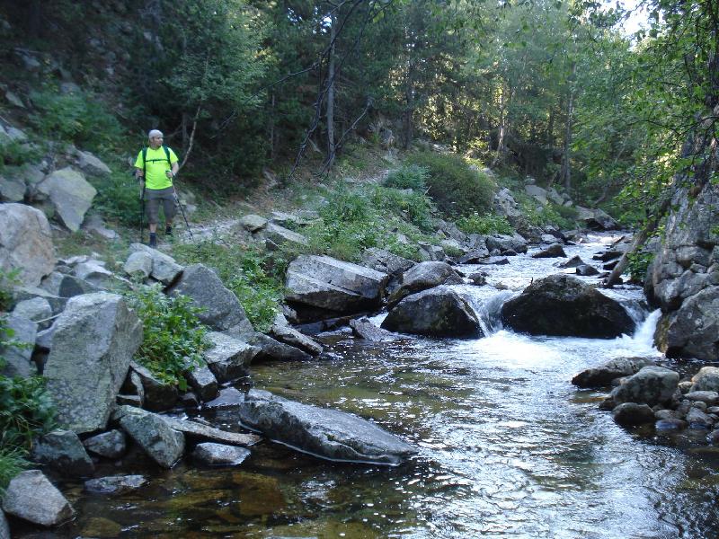 Seguint el Riu Madriu 2