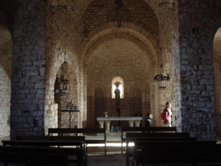 Interior del Monestir