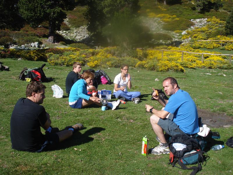 esmorzant a cortalets