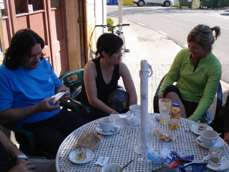 Esmorzant a Vallcebre amb Xavi, Montse i Rocio