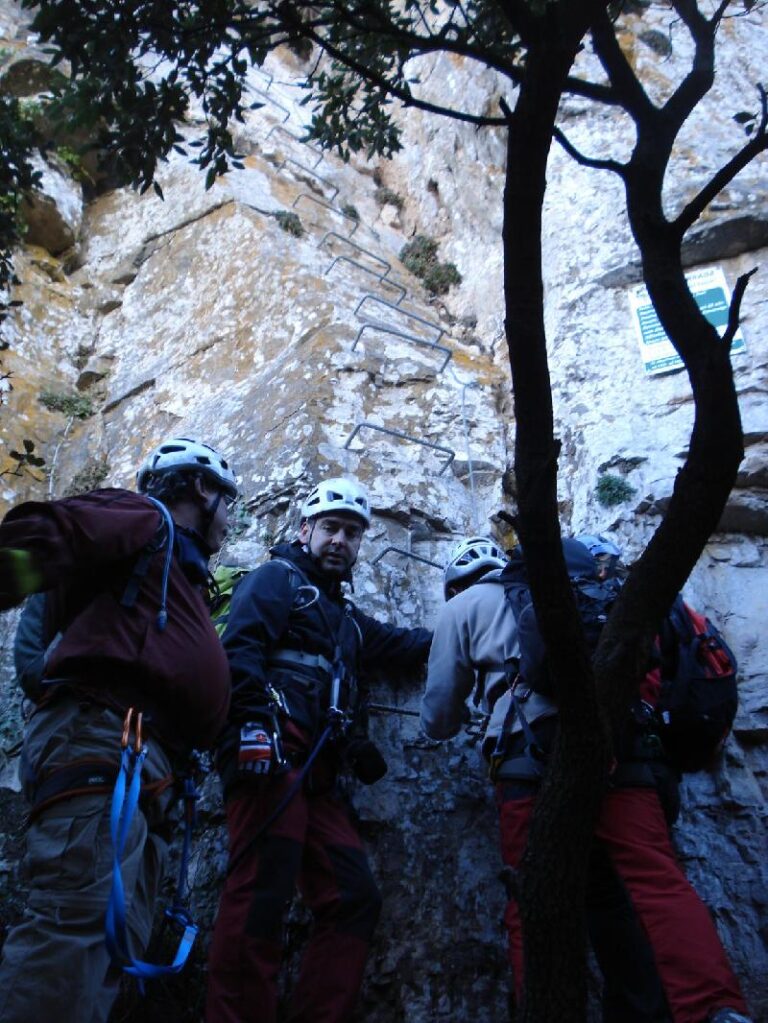 Darreres instruccions a peu de via