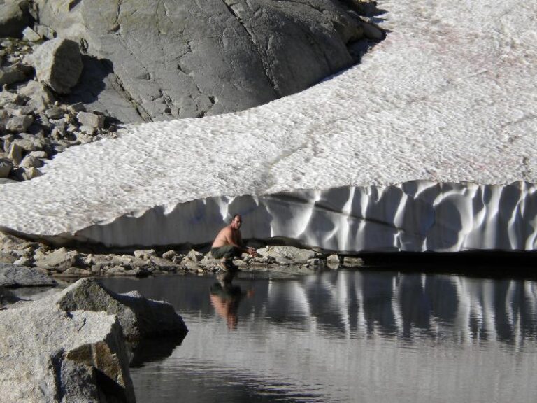 estany de malavesina i glacera
