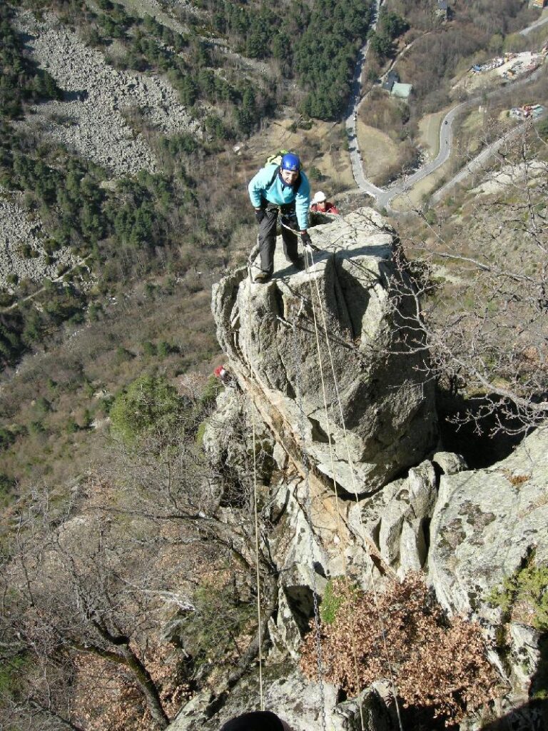 Oscar apunt de pasar el pont tibeta