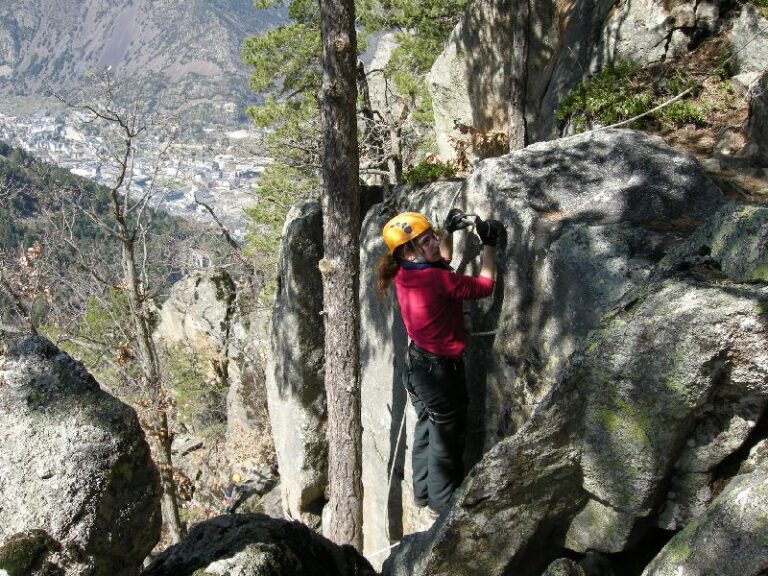 La Cinta acabant la via