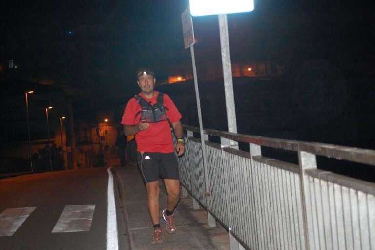 Arribada de Fernando a Monistrol de Montserrat