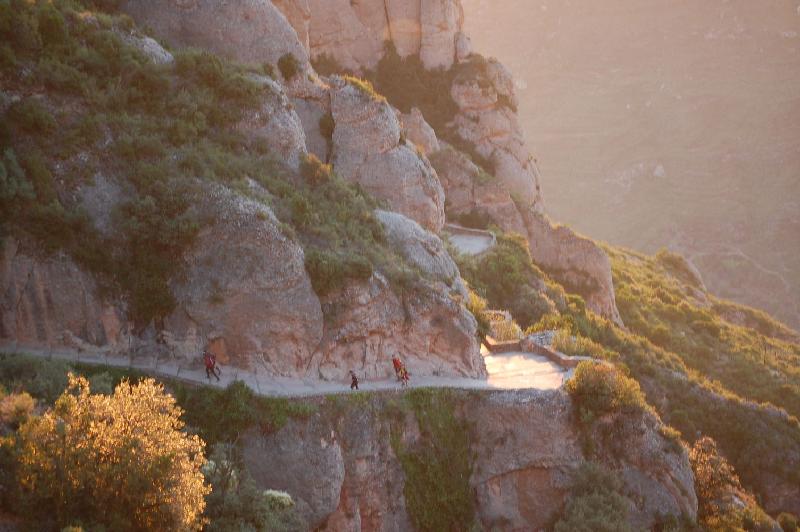 Fernando i H??ctor pujant a Montserrat