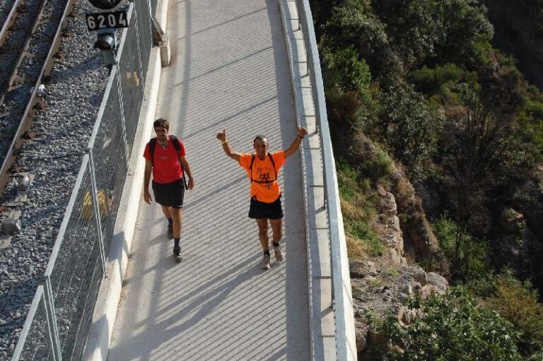 darrers metres per Carlos