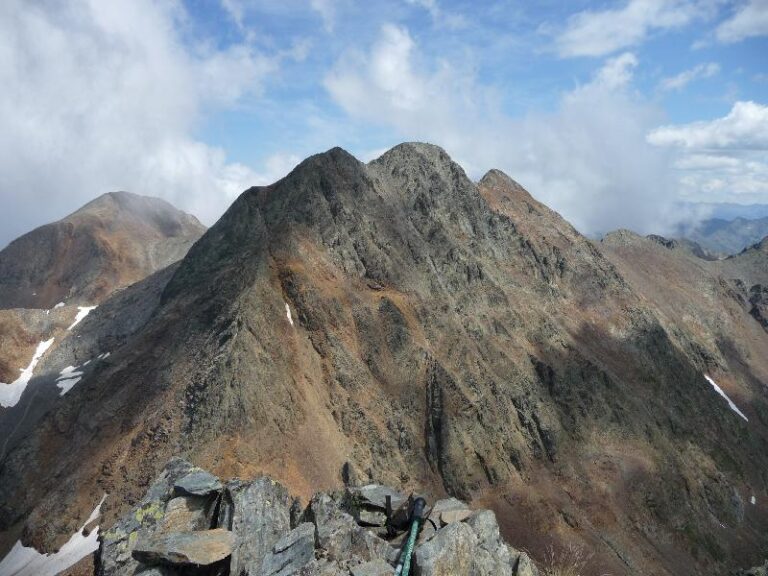 D'esquerra a dreta: Montcalm, Verdaguer, Pica, Punta Gabarr? i Rod? de Canalbona des del Sotllo