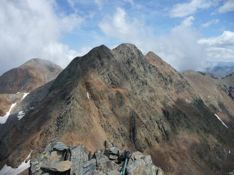 D'esquerra a dreta: Montcalm, Verdaguer, Pica, Punta Gabarr? i Rod? de Canalbona des del Sotllo