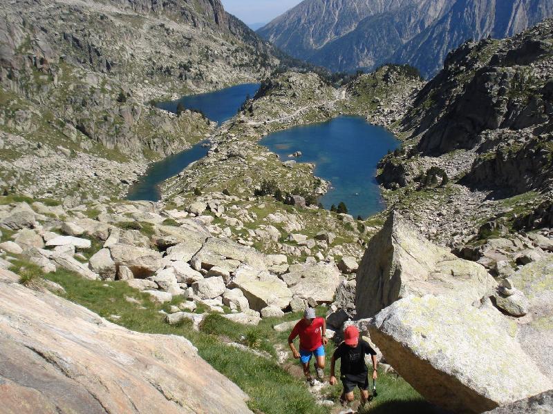 Estany Amitges, Barbs i Munyidera