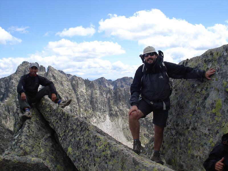 En Carlos i en Jordi arribant al Tuc de Saboredo